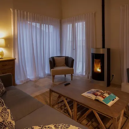 Вилла Domaine De La Durantie - Avec Jacuzzi *