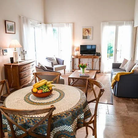 Вилла Domaine De La Durantie - Avec Jacuzzi *